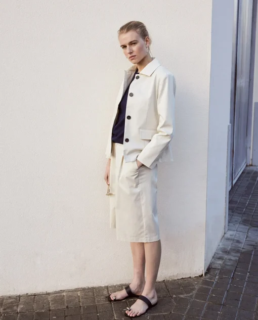 YERSE Bermudas tejido gabardina blanco roto Outlet