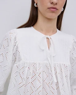 YERSE Blusa canesú acolchado blanco Fashion