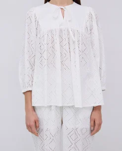 YERSE Blusa canesú acolchado blanco Fashion