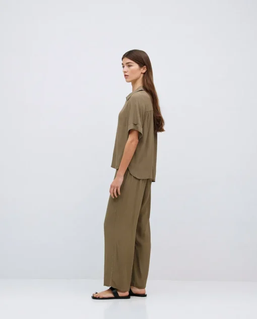 YERSE Camisa Ecovero manga corta caqui Clearance