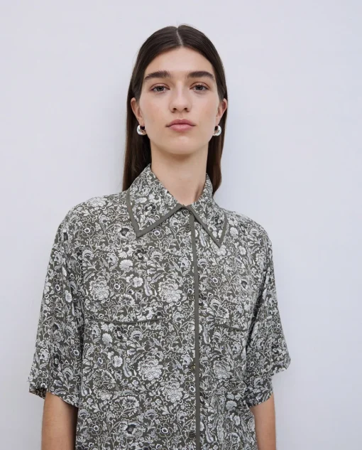 YERSE Camisa fluida floral caqui Clearance