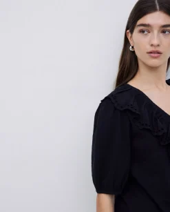 YERSE Camiseta volante con bordado negro Discount