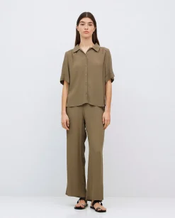 YERSE Pantalones cropped caqui New