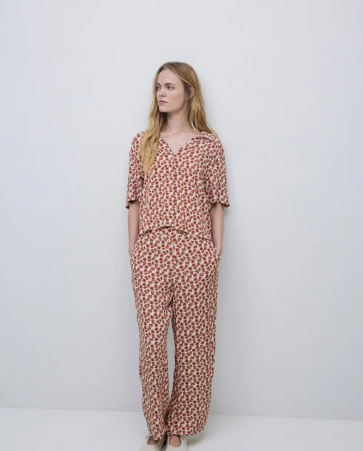 YERSE Pantalones cropped terracota Hot