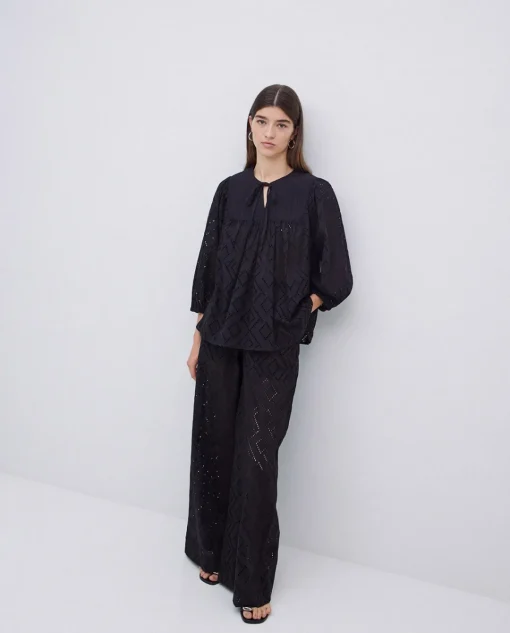 YERSE Pantalones wide leg bordado negro Hot