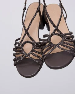 YERSE Sandalias tacón tiras trenzadas chocolate New