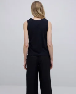 YERSE Top básico escote redondo negro New