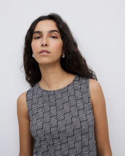 YERSE Top geométrico negro Outlet