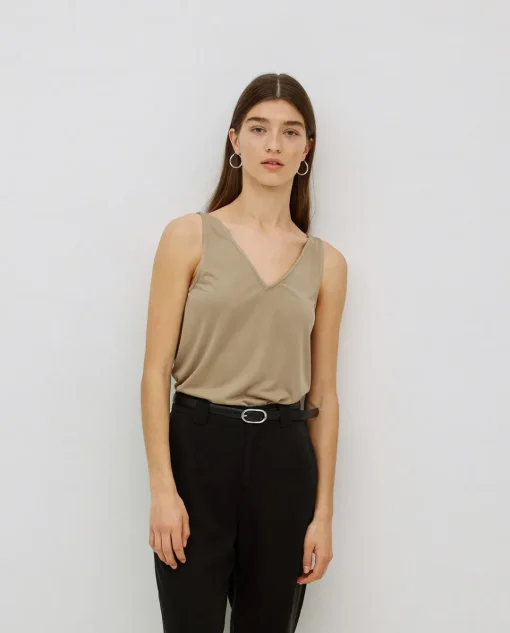 YERSE Top pico modal caqui Clearance