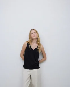 YERSE Top pico modal negro Sale