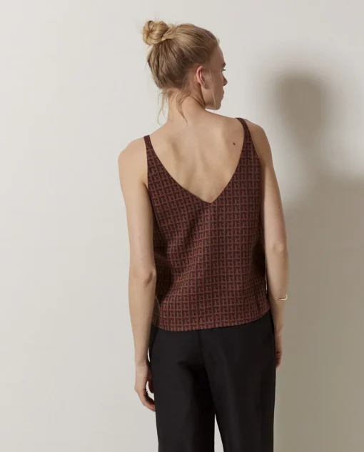YERSE Top Tencel pico chocolate Sale