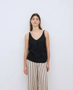 YERSE Top Tencel pico negro Discount