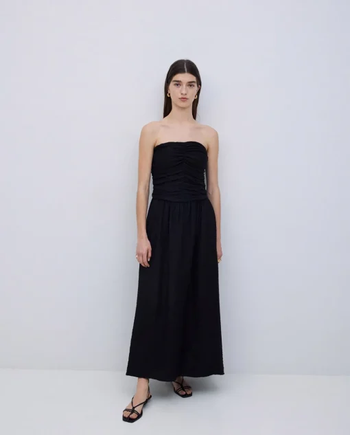 YERSE Vestido largo drapeado negro New