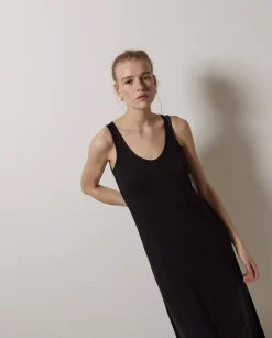 YERSE Vestido largo punto negro Clearance