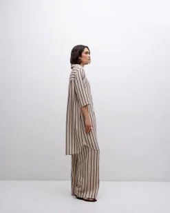 YERSE Vestido tencel cuello camisero crudo Hot